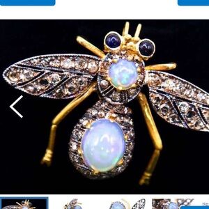 14 KT Gold, 32 Diamond (1.1 cts), Sapphire, Pearl (all tested),